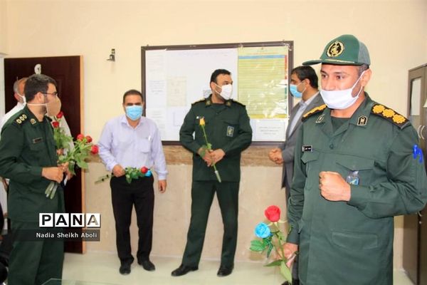 تجلیل مدیریت آموزش و پرورش شهرستان بوشهر از مدافعان سلامت