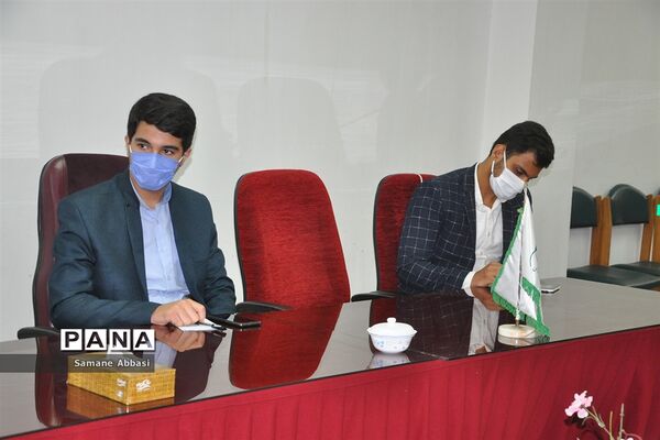 نشست اعضای مجلس و شورای دانش‌آموزی مازندران