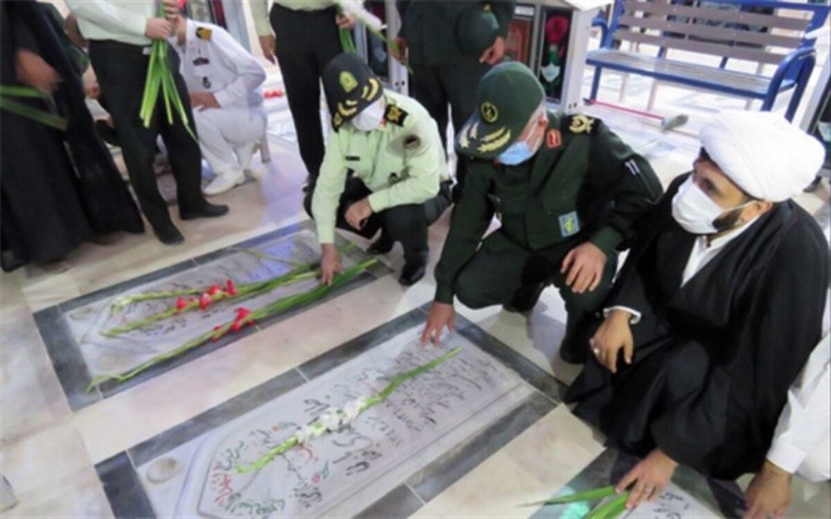 گلزار شهدای بوشهر غبارروبی و عطرافشانی شد