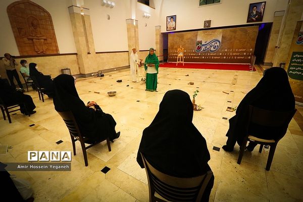 نمایش سرو مجنون در جزیره کیش