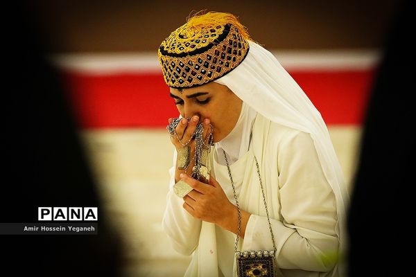 نمایش سرو مجنون در جزیره کیش