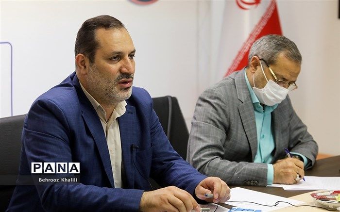 تلاش برای ارائه فعالیت‌های آموزشی اعضای سازمان دانش‌آموزی در بستر شبکه‌های تلویزیونی