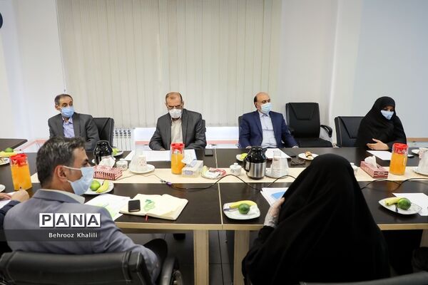 نشست هم‌اندیشی مدیران ستادی و استانی سازمان دانش آموزی جمهوری اسلامی ایران