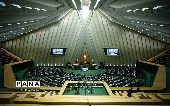 پارلمان در هفته جاری؛ از دعوت وزرا تا بررسی‌ طرح‌های برجامی و انتخاباتی