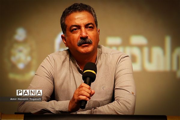 شب فیلم دفاع مقدس در جزیره کیش