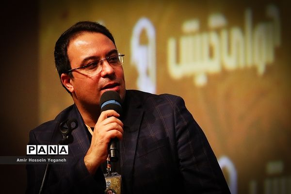 شب فیلم دفاع مقدس در جزیره کیش