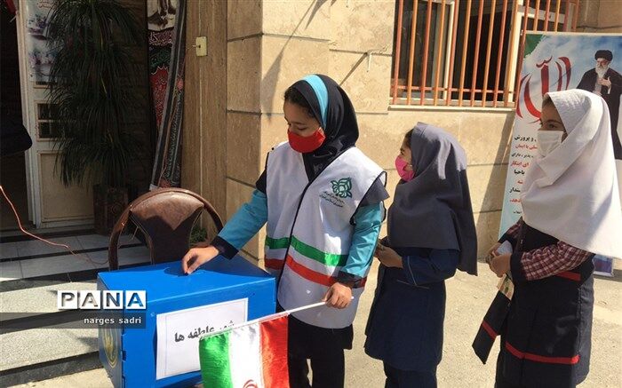 کمک ۲۵۸ میلیونی تومانی خیران مناطق۱۳ و ۱۴ به دانش‌آموزان نیازمند