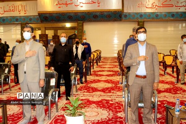 تجلیل از فرهنگیان ایثارگر استان بوشهر