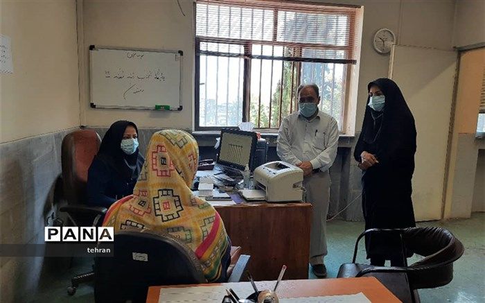 انتخاب رشته توسط مشاورین مجرب منطقه 18