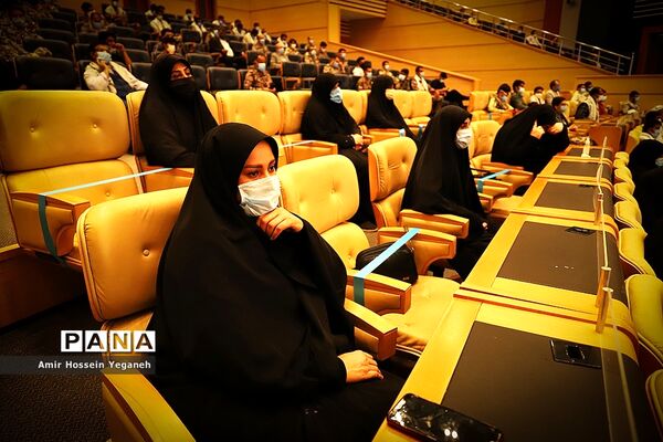 گرامیداشت شکست حصر آبادان درجزیره کیش