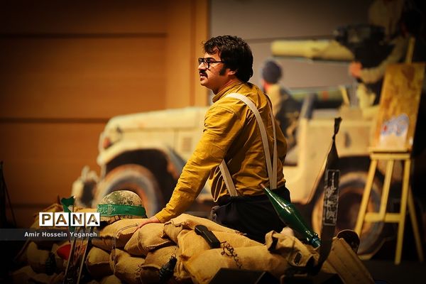 گرامیداشت شکست حصر آبادان درجزیره کیش