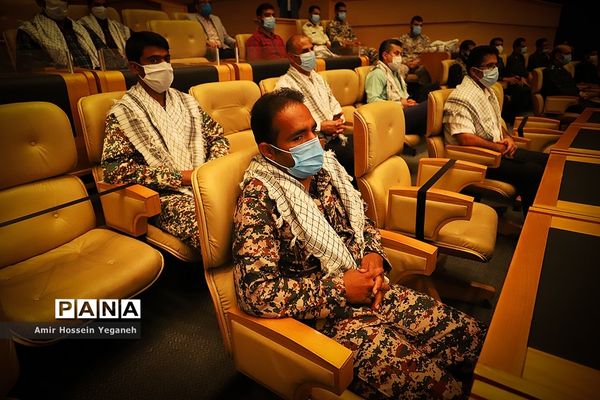 گرامیداشت شکست حصر آبادان درجزیره کیش