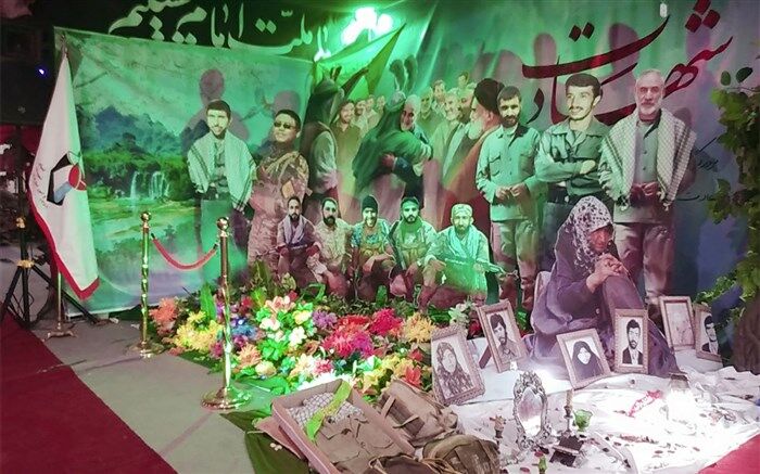 حضور فعال  بسیج دانش آموزی در چهلمین نمایشگاه دفاع مقدس