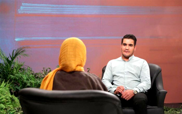 ماجرای قهرمان بوکس که در حمله اوباش چاقو خورد اما دست روی کسی بلند نکرد
