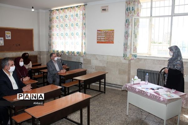 بازدید دبیرکل شورای عالی آموزش و پرورش از مدارس شهر زنجان