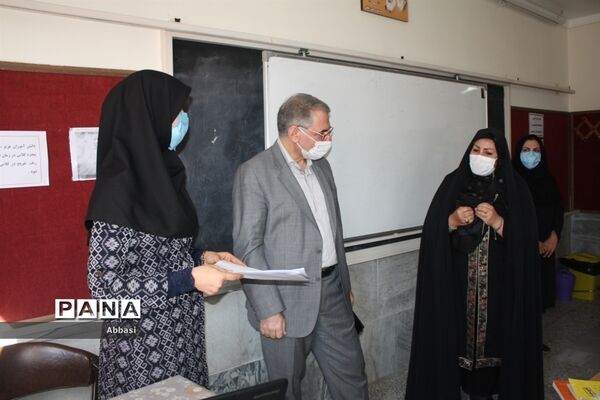 بازدید دبیرکل شورای عالی آموزش و پرورش از مدارس شهر زنجان