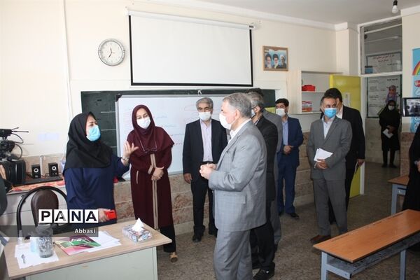 بازدید دبیرکل شورای عالی آموزش و پرورش از مدارس شهر زنجان