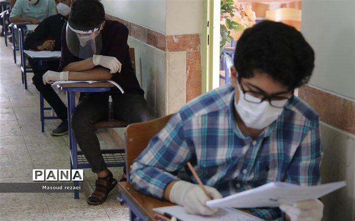سلطانیان: بخشی از کتاب درسی فقط برای مطالعه آزاد خواهد بود و از آن سوالی مطرح نمی‌شود
