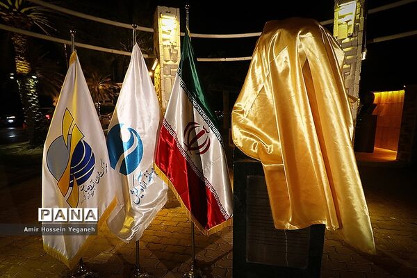 رونمایی از سردیس شهید حاج قاسم سلیمانی  در جزیره کیش
