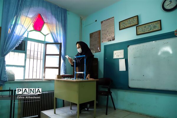 مدارس زیر سایه کرونا-13