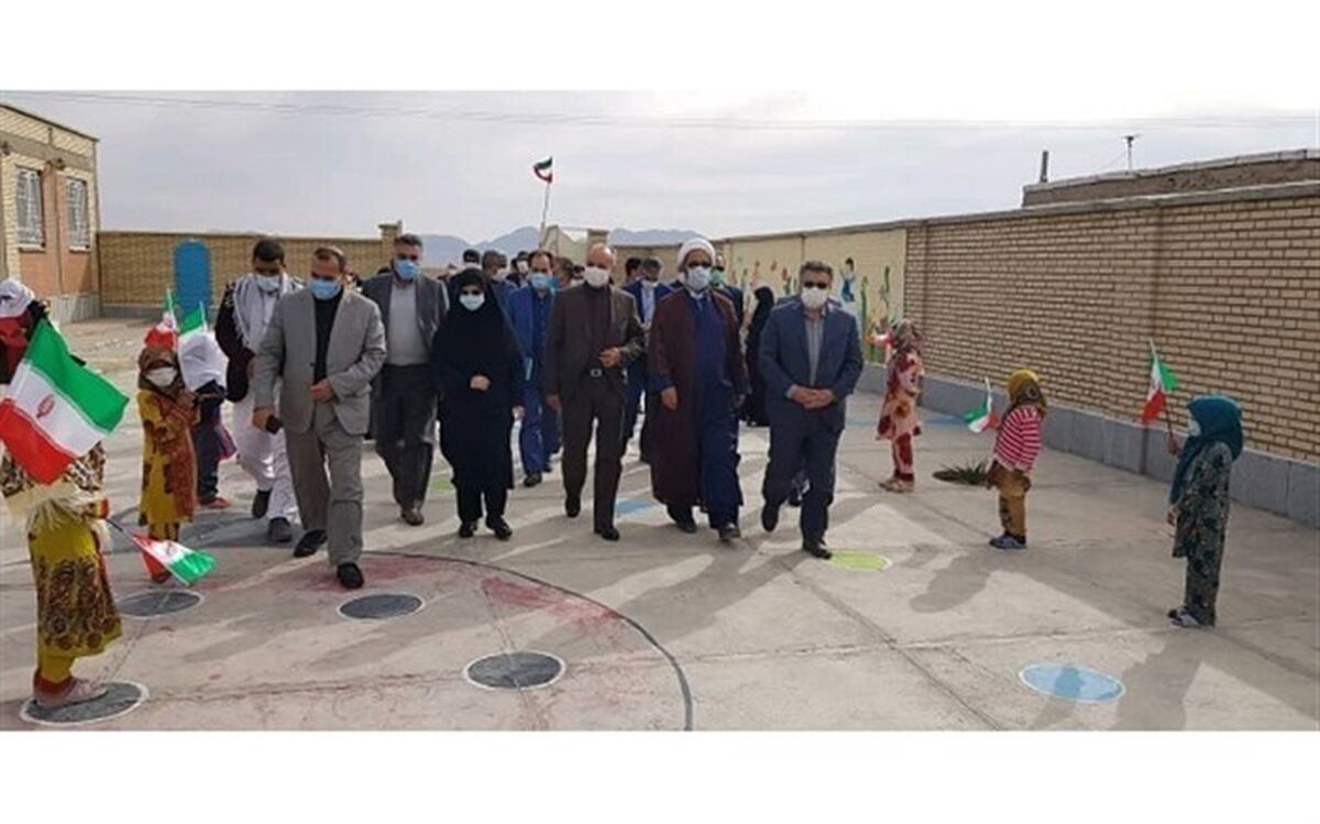 حکیم زاده: شوق دانش آموزان روستایی، عشایری و مرزنشین برای حاضرشدن در کلاس های درس مایه مباهات است