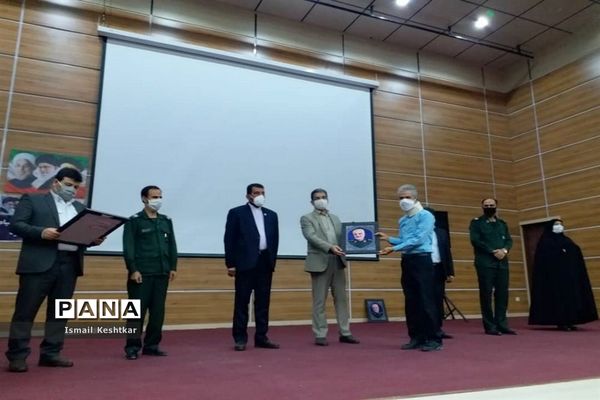 همایش فرهنگیان گناوه و بازدید از دارالقرآن و اردوگاه دانش آموزی