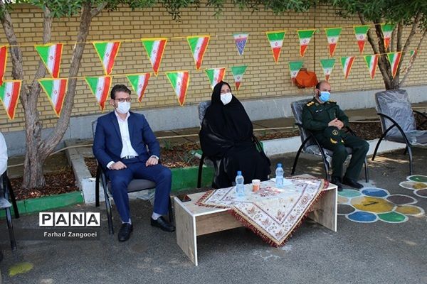 جشن مهر عاطفه‌ها در مدارس منطقه آب پخش