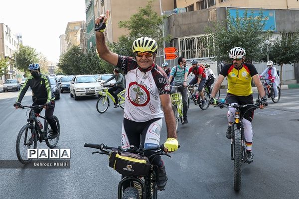 «گردشگری پاک» در هفته تهران