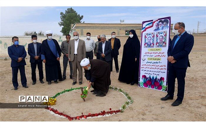 کلنگ احداث دبیرستان دوره اول متوسطه دخترانه در روستای نقاب شهرستان خلیل آباد به زمین زده شد