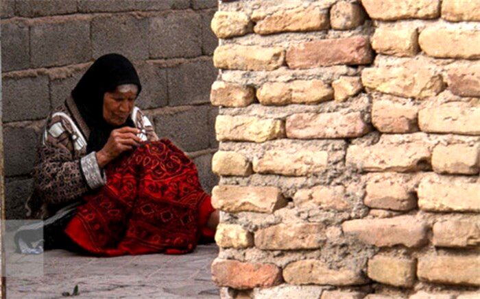 ۲۰۰ هزار تومان؛ کف مستمری سالمندان کمیته امداد + سبدهای کالایی و بهداشتی
