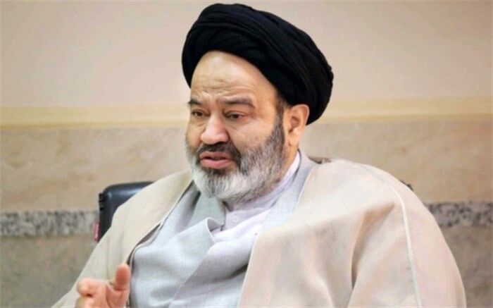حجاب راهکار فرهنگی می‌طلبد