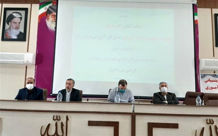 ریشه کنی بیسوادی نیازمند همکاری گسترده تمام نهادهاست