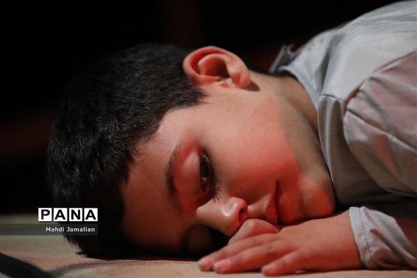 اجرای نمایش «الشمس تشرق من حلب»