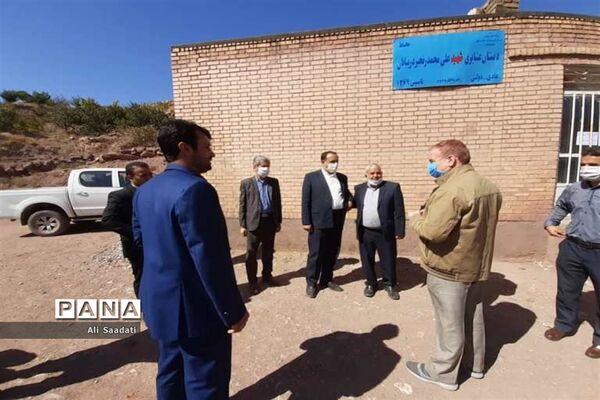 بازدید معاون آموزش ابتدایی از مدارس عشایری