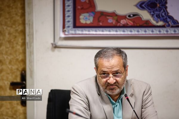 ستاد کمک مومنانه وزارت آموزش و پرورش