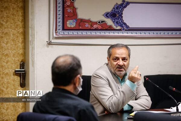 ستاد کمک مومنانه وزارت آموزش و پرورش