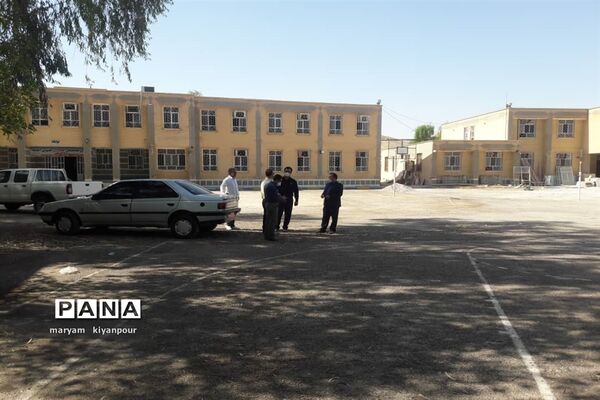 بازدید مسئولان آموزش و پرورش  از روند احداث و مقاوم‌سازی مدارس مسجدسلیمان