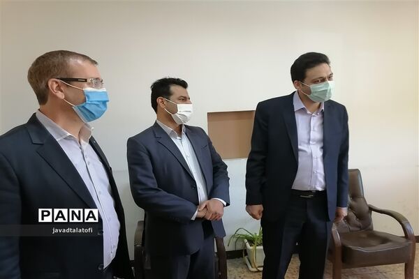 بازدید سرزده فرماندار شهرستان ری ازآموزش و پرورش ناحیه دو شهر ری