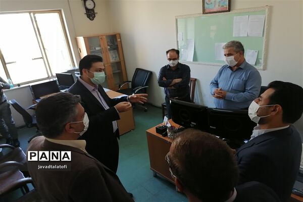 بازدید سرزده فرماندار شهرستان ری ازآموزش و پرورش ناحیه دو شهر ری