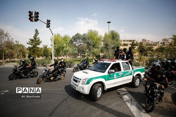اوباش گردانی در محله مشیریه