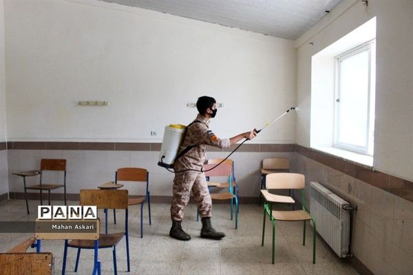 ضدعفونی و گندزدایی مدارس شهرستان گلوگاه