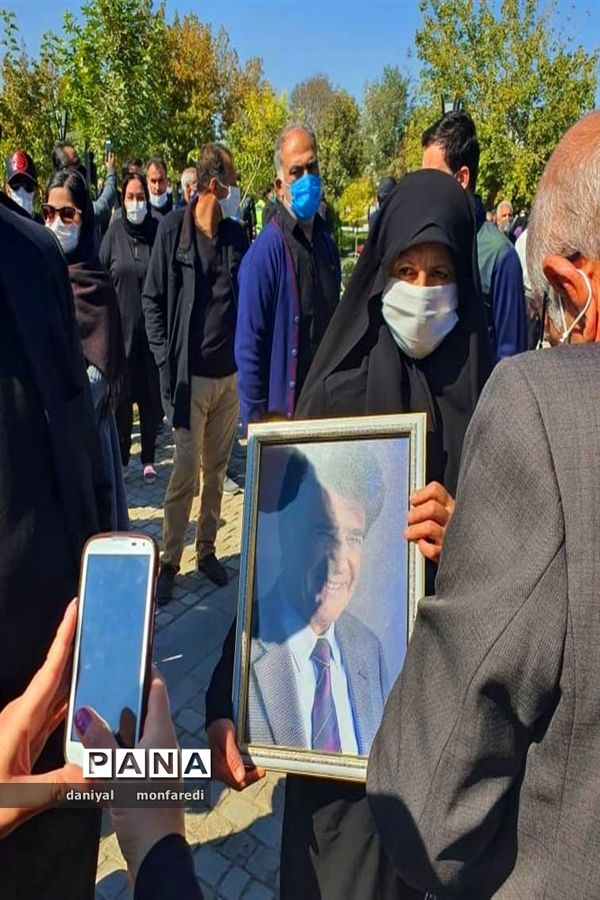 آیین خاکسپاری خسرو آواز ایران