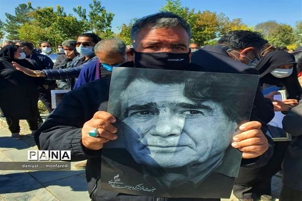 آیین خاکسپاری خسرو آواز ایران