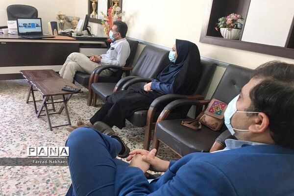 وبینار دوره آموزشی پروژه کنترل وزن و چاقی دانش آموزان ( کوچ) شهرستان‌ها و مناطق  استان بوشهر