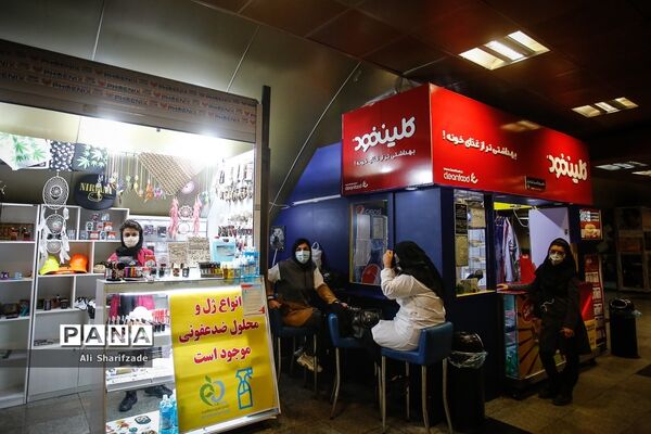 بازدید سخنگوی دولت از طرح استفاده اجباری ماسک در مترو