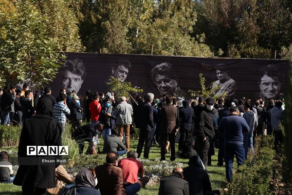 مراسم خاکسپاری پیکر محمدرضا شجریان