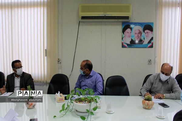 جلسه هم‌اندیشی فعالیت‌های حوزه پرورشی و فرهنگی آموزش و پرورش استان بوشهر