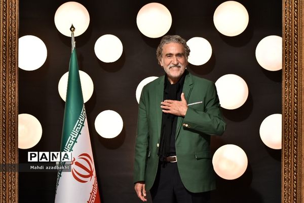 برنامه تلویزیونی چهل تیکه