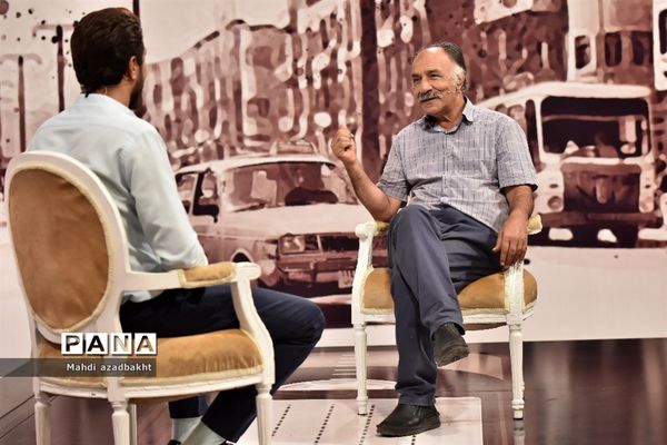 برنامه تلویزیونی چهل تیکه