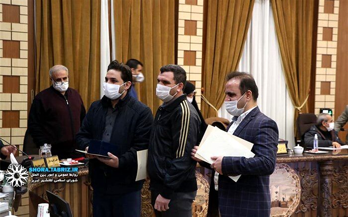 خدمات رسانی به نابینایان در سطح شهر با مشکلات زیادی همراه است